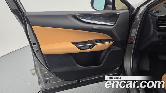 Lexus NX 2025 — photo 14
