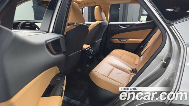 Lexus NX 2025 — photo 16