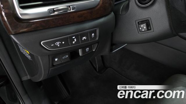 Genesis EQ900 2016 — photo 20