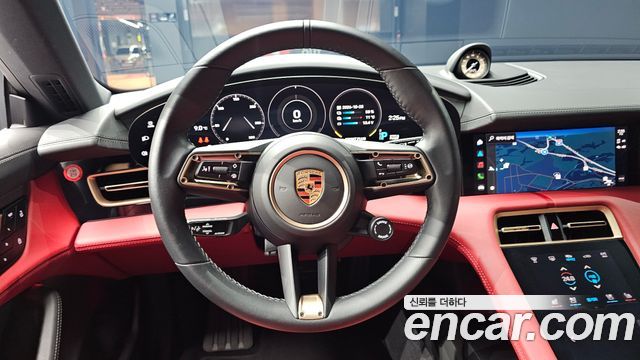 Porsche Taycan 2023 — photo 20