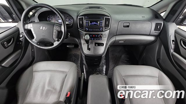 Hyundai Starex 2017 — photo 7