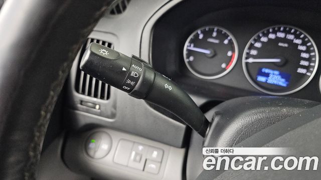 Hyundai Starex 2017 — photo 17