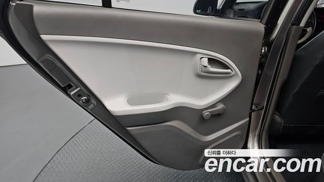 Kia morning 2015 — photo 15