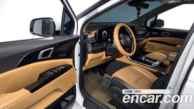 Kia Canival 2021 — photo 10
