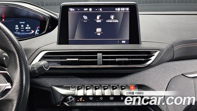 Peugeot 3008 2019 — photo 14