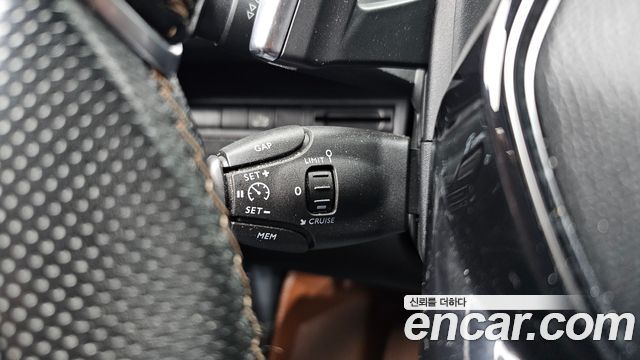 Peugeot 3008 2019 — photo 18