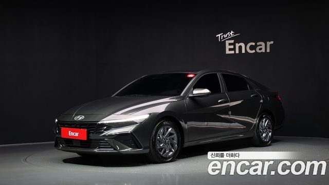 Hyundai AVANTE 2024 — photo 1