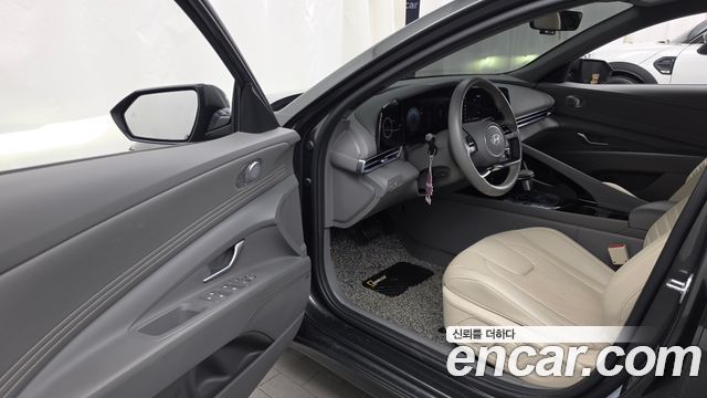 Hyundai AVANTE 2024 — photo 13