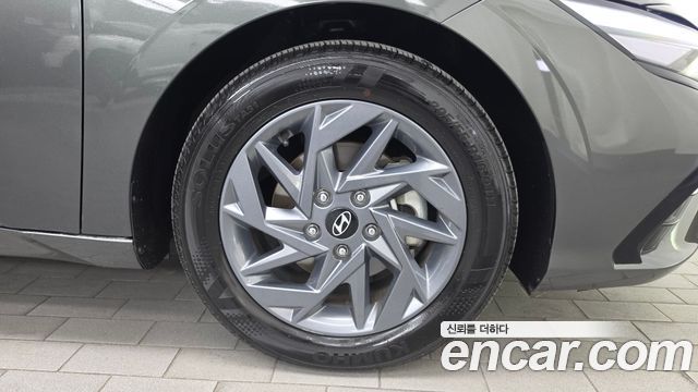 Hyundai AVANTE 2024 — photo 7