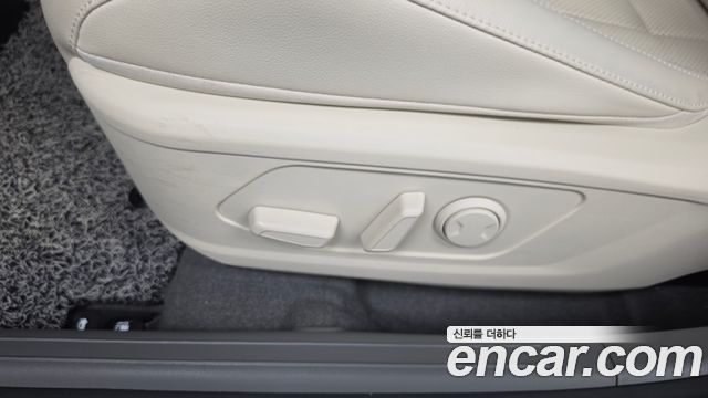 Hyundai AVANTE 2024 — photo 31