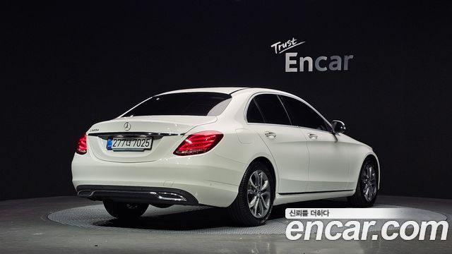 Mercedes-Benz C-Class 2016 — photo 2
