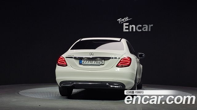 Mercedes-Benz C-Class 2016 — photo 4