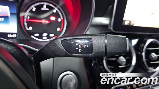 Mercedes-Benz C-Class 2016 — photo 9