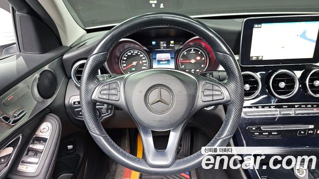 Mercedes-Benz C-Class 2016 — photo 13