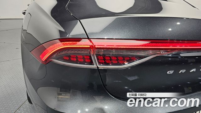 Hyundai Grandeur 2022 — photo 9