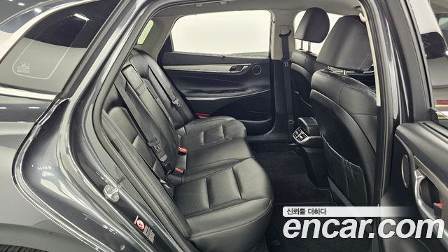 Hyundai Grandeur 2022 — photo 16