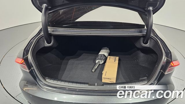 Hyundai Grandeur 2022 — photo 28