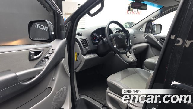 Hyundai Starex 2016 — photo 13