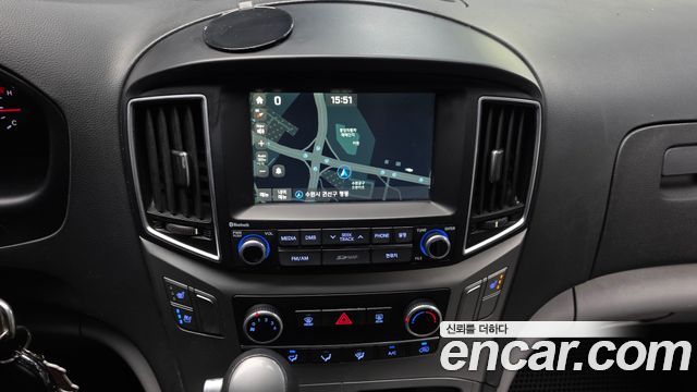 Hyundai Starex 2016 — photo 19