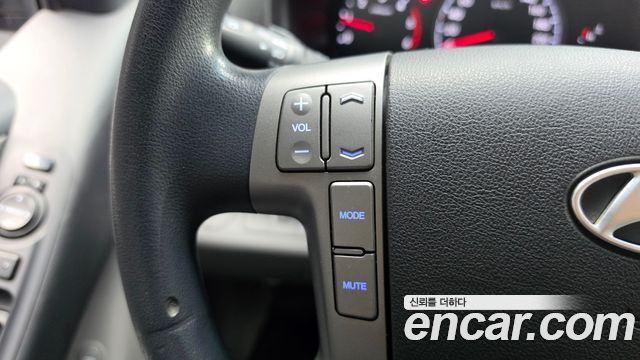 Hyundai Starex 2016 — photo 23