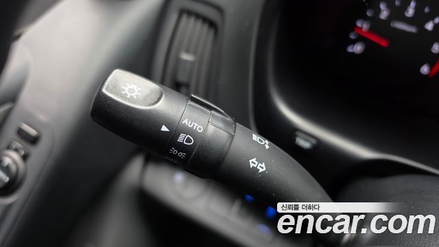 Hyundai Starex 2016 — photo 24