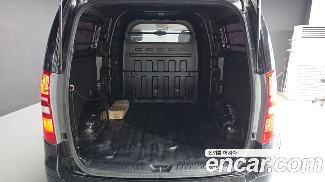 Hyundai Starex 2016 — photo 26