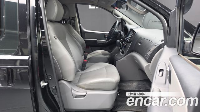 Hyundai Starex 2016 — photo 16