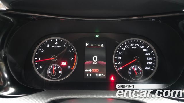 Kia K5 2023 — photo 11