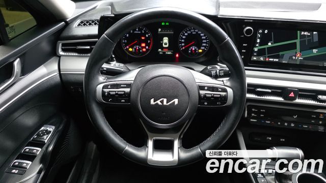 Kia K5 2023 — photo 19