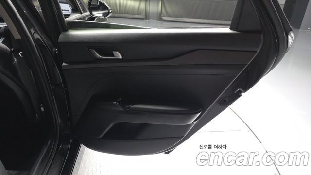 Kia K5 2023 — photo 15