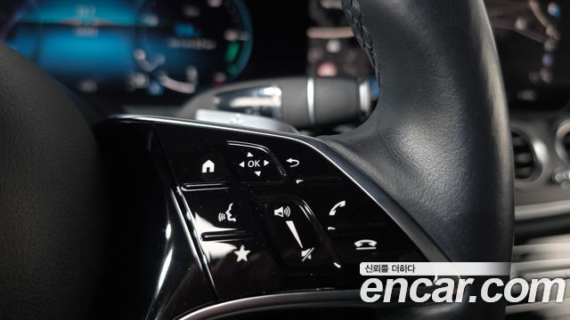 Mercedes-Benz E-Class 2022 — photo 22