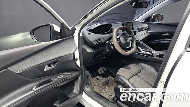 Peugeot 3008 2018 — photo 10