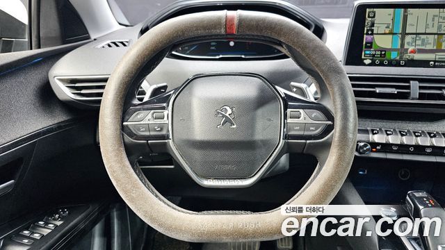 Peugeot 3008 2018 — photo 13