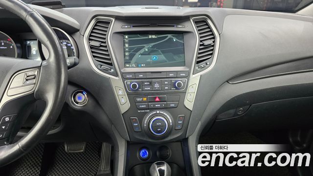 Hyundai Santafe 2016 — photo 14