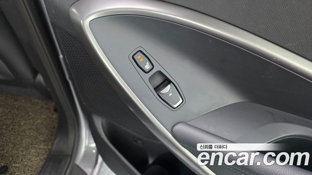 Hyundai Santafe 2016 — photo 19