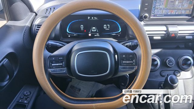 Hyundai Casper 2022 — photo 11