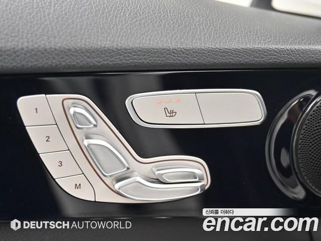 Mercedes-Benz C-Class 2019 — photo 17