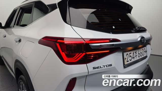 Kia Seltos 2021 — photo 9