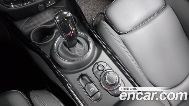 Mini Clubman 2023 — photo 12
