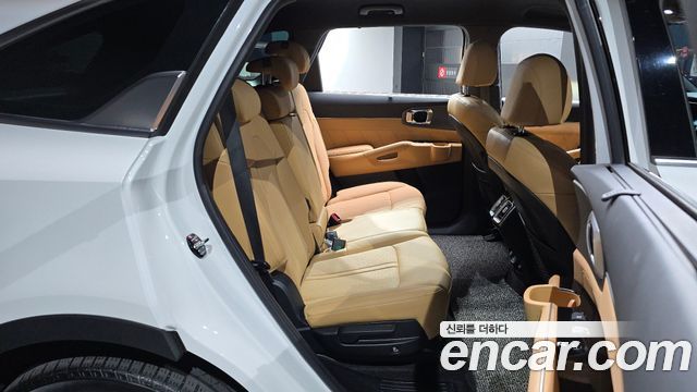 Kia Sorento 2023 — photo 17