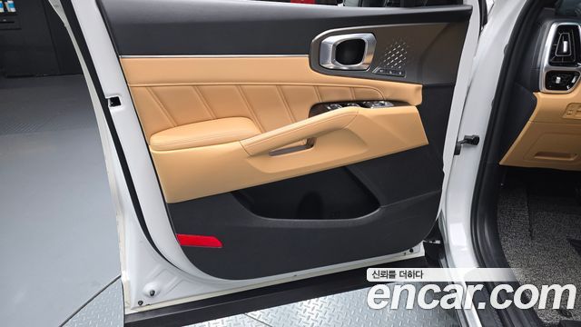 Kia Sorento 2023 — photo 14