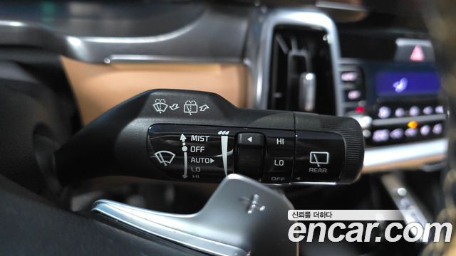 Kia Sorento 2023 — photo 30