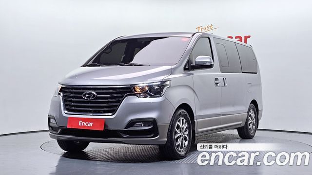 Hyundai Starex 2020 — photo 1
