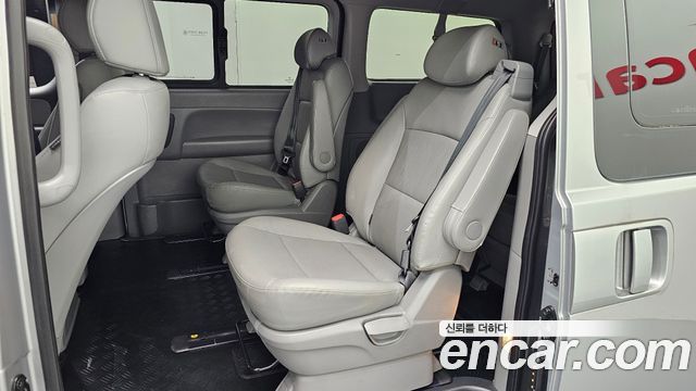Hyundai Starex 2020 — photo 18