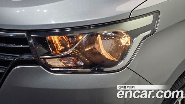 Hyundai Starex 2020 — photo 8