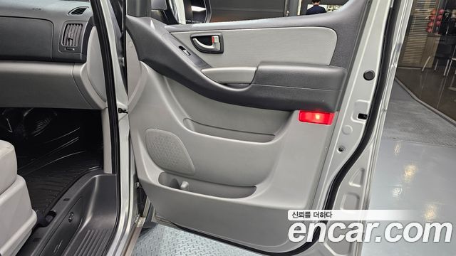 Hyundai Starex 2020 — photo 15