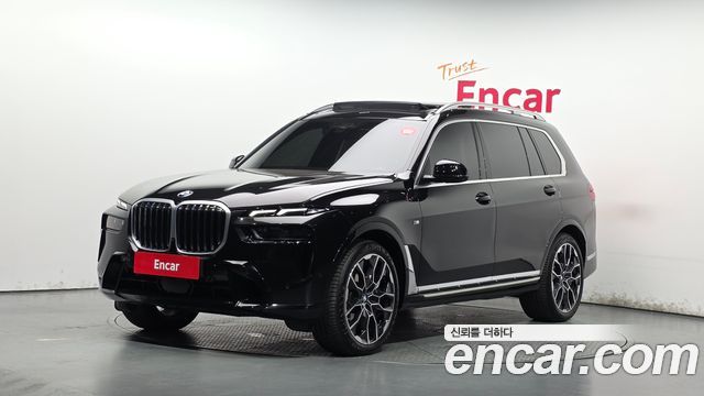 BMW X7 2025 — photo 1