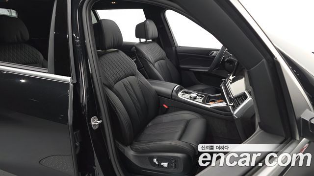 BMW X7 2025 — photo 16