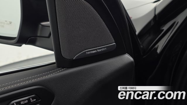 BMW X7 2025 — photo 29