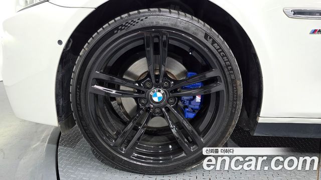 BMW 5-Series 2016 — photo 5
